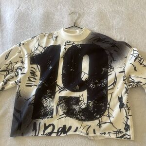 SHEIN Black and White Graphic Sweatshirt